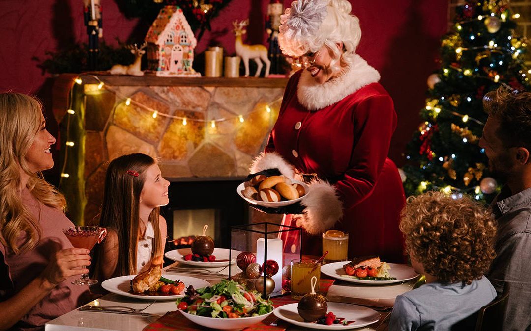 MRS CLAUS' CHRISTMAS FEAST - Movie World White Christmas